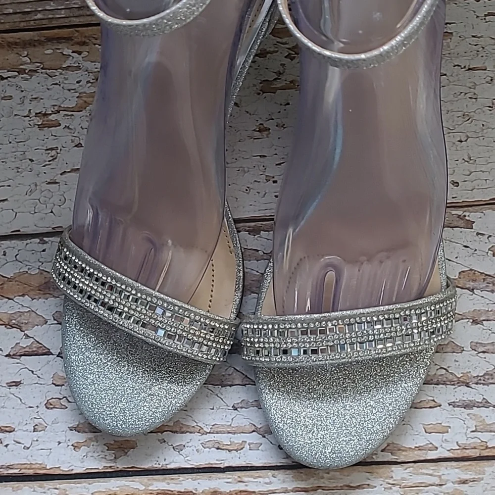 Kelly & Katie silver Kirstie sz 10 formal special event shoes SH385